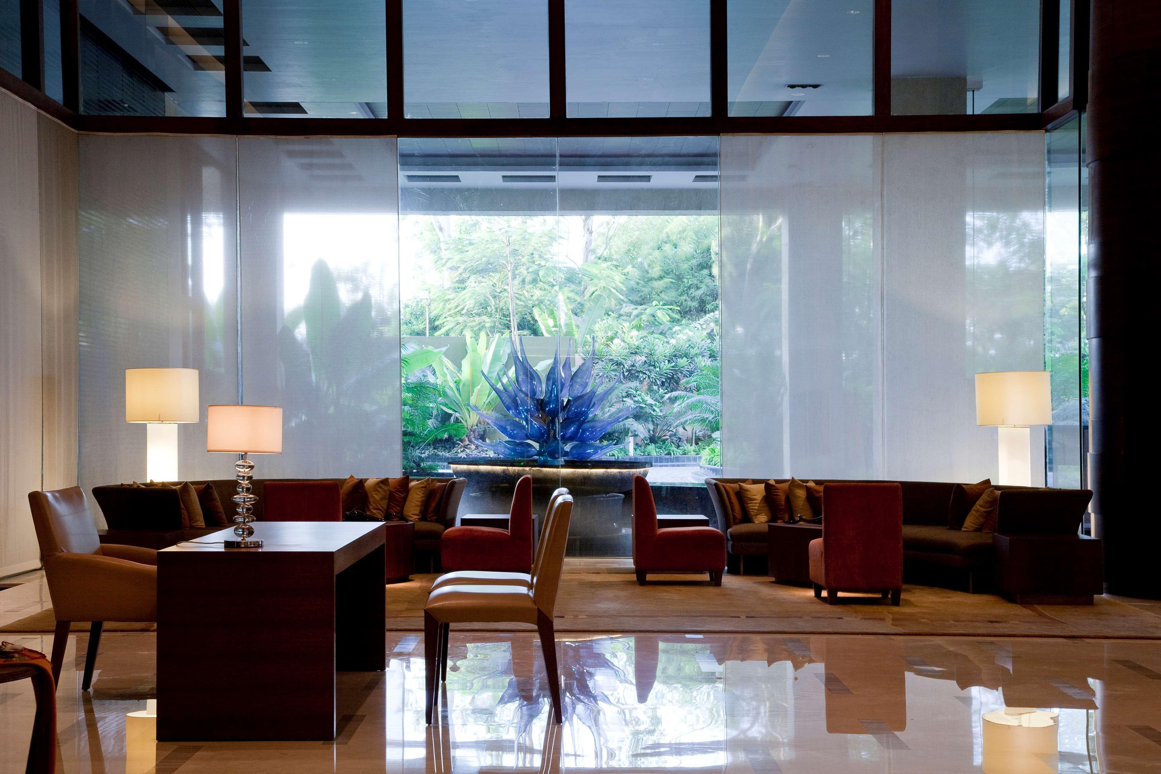 하얏트 푸네 호텔 외부 사진 The lobby of the hotel