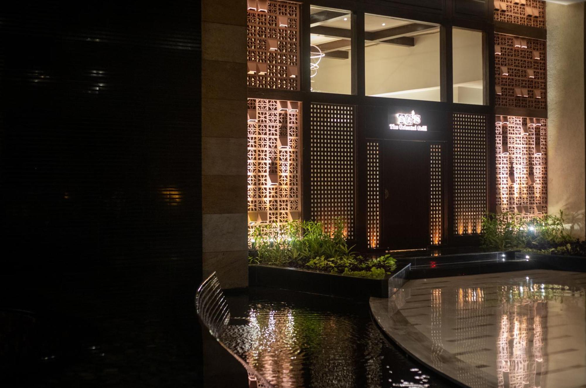 하얏트 푸네 호텔 외부 사진 The entrance of the hotel