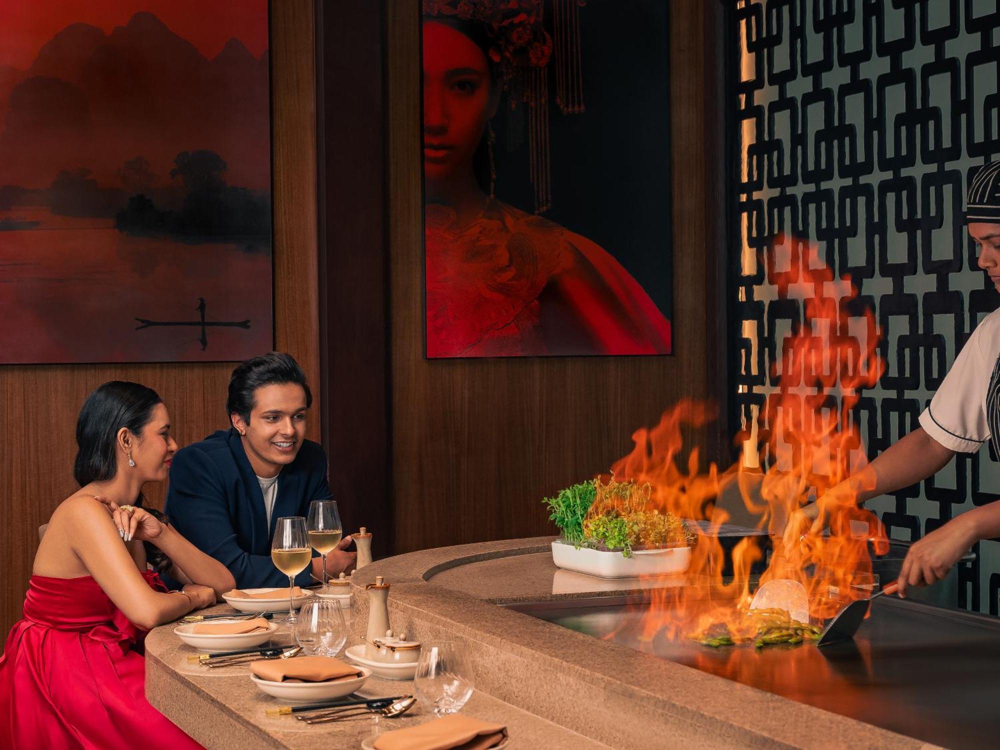 하얏트 푸네 호텔 외부 사진 A Teppanyaki restaurant in India